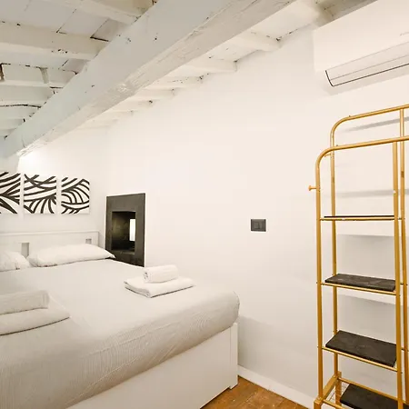Maison San Paolino Apartment *